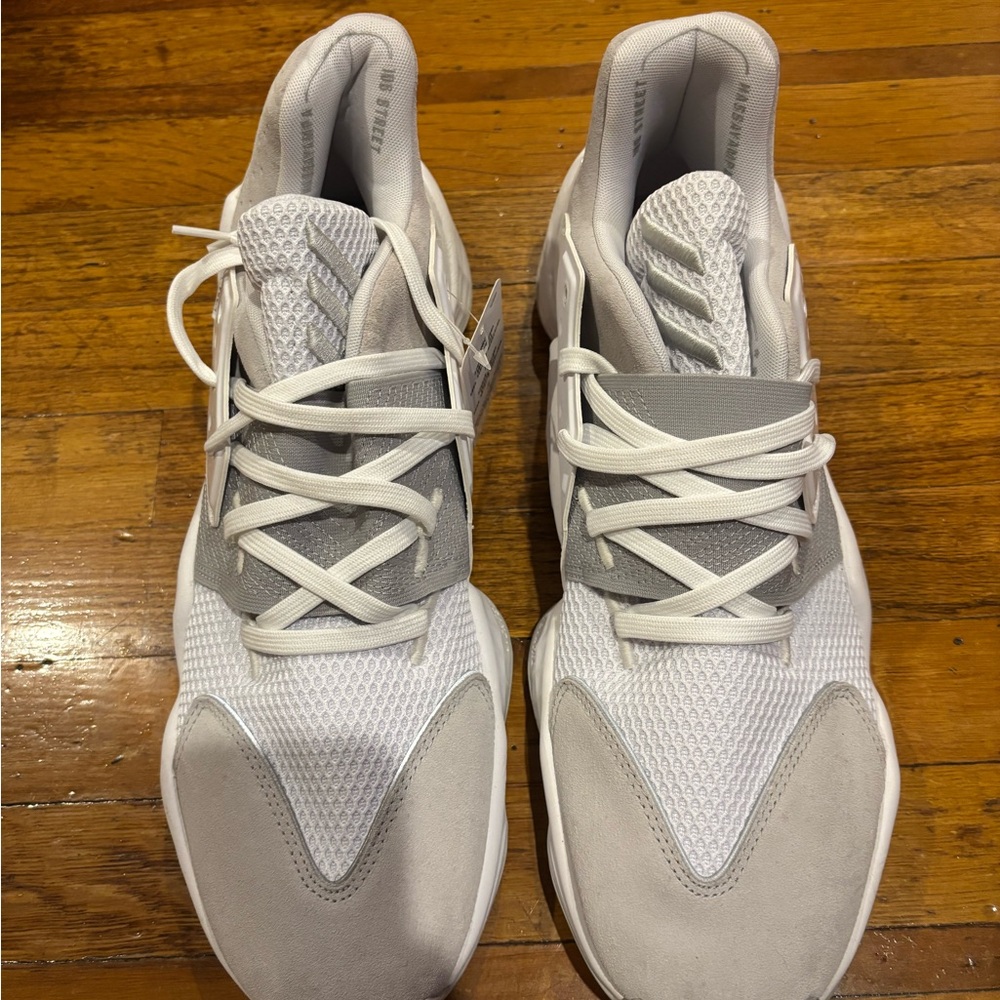 Adidas Harden Vol 4 Men's basketball shoe grey/white